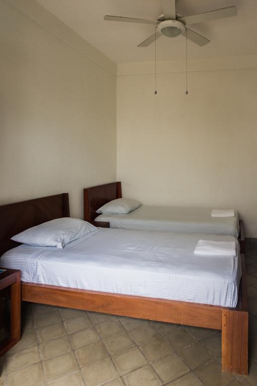 Hotel Azul Leon Room photo