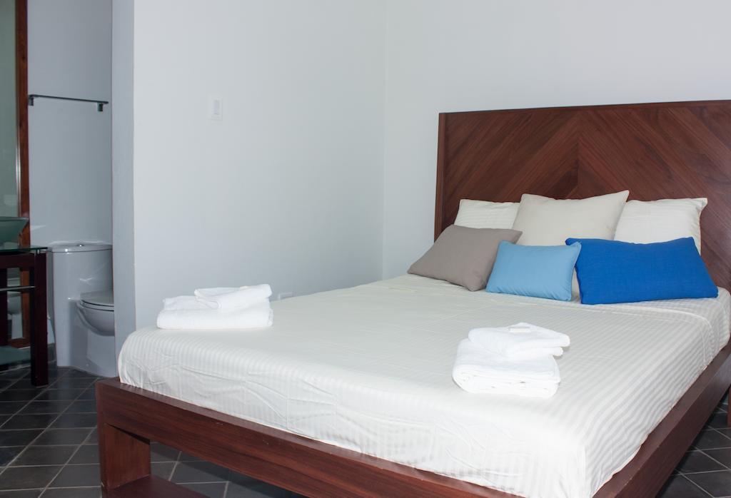 Hotel Azul Leon Room photo