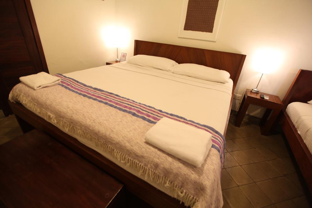 Hotel Azul Leon Room photo